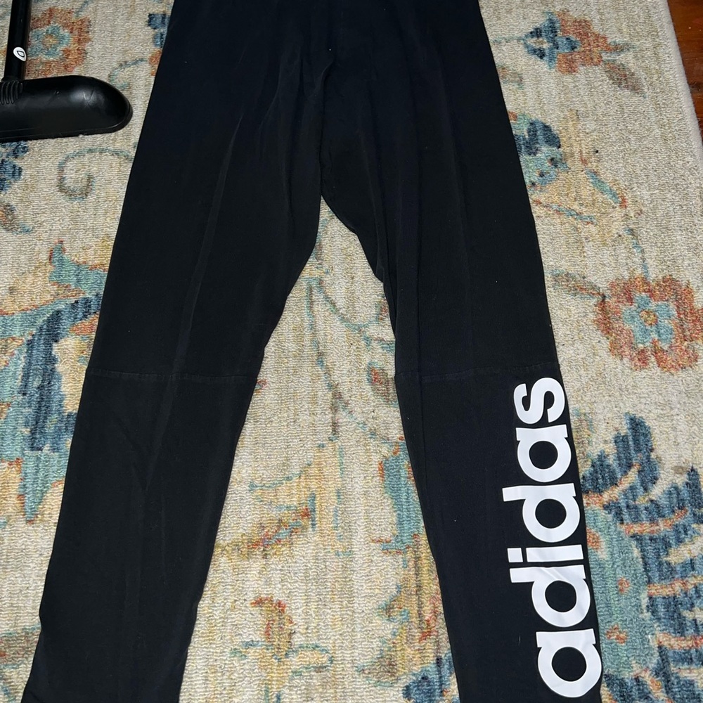Women’s Adidas leggings